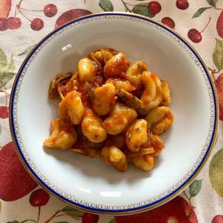 Gnocchi con salama da sugo