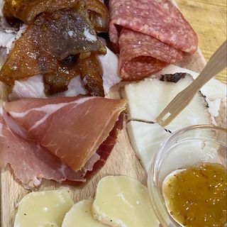 Tagliere salumi e formaggi