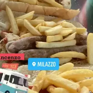 8)Salsiccia patatine fritte maionese
