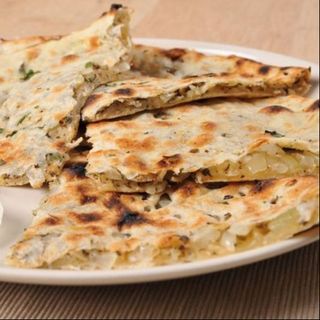 Aloo naan
