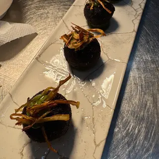 Rocher di riso al nero di seppia