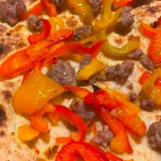 Peperoni e salsiccia