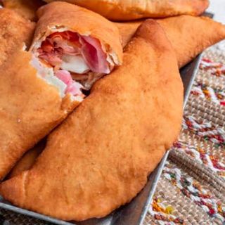 Calzone farcito fritto