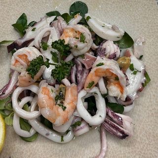 Insalata di mare alla napoletana