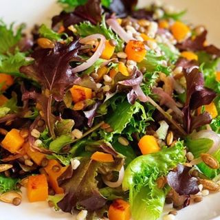 Insalata mista di stagione