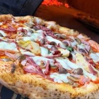 Capricciosa partenopea