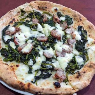 Pizza Salsiccia e friarielli