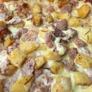 Patate e salsiccia