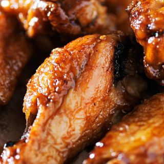 Piatto alette di pollo