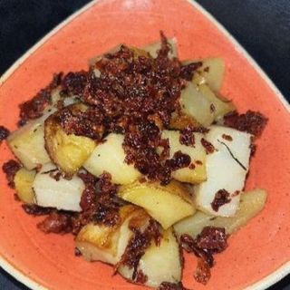 Patate al forno con bacon croccante