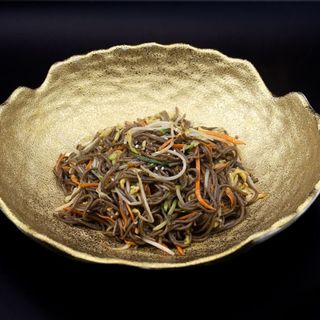 Spaghetti Di Soba Con Verdure
