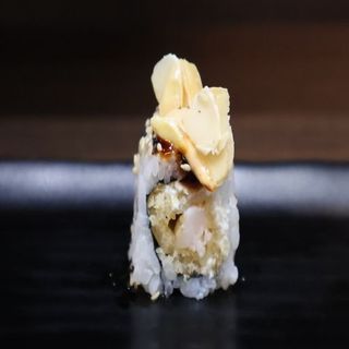 Almond Roll 4Pz