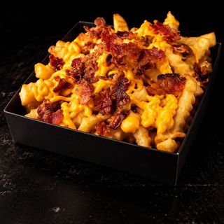 Patatine Crinkle Cheddar e bacon