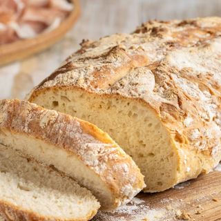 Pane rustico mozzarella di bufala e scarola