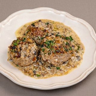 Polpettine in salsa di funghi champignon