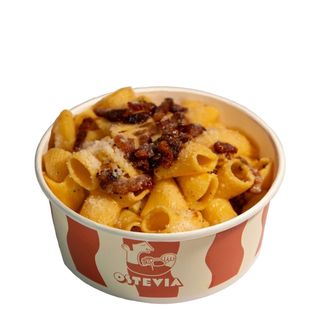 Rigatoni carbonara