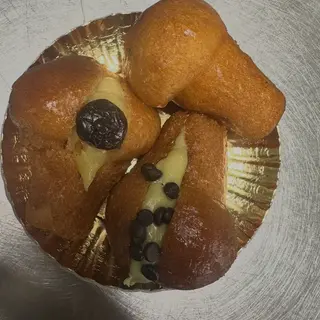 Tris di babà