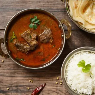 Mutton curry piato