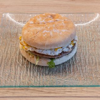 Fish royal burger