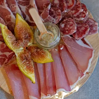 Tagliere di salumi e formaggi