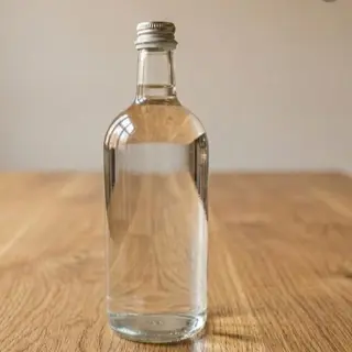 Acqua naturale