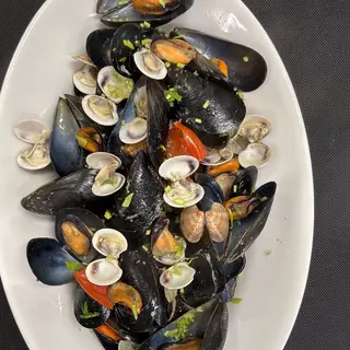 Soutè cozze e vongole 