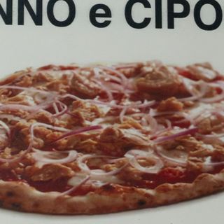 Pizza tonno e cipolla