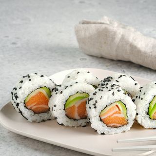 47 Spicy salmone
