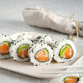 49 Uramaki ebitten