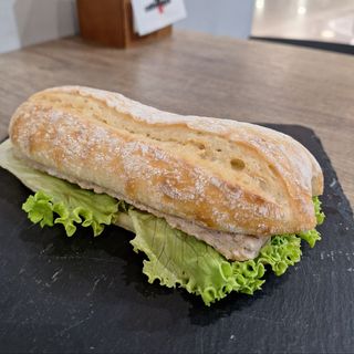 Panino con la salsiccia