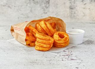 Patate twister con salsa mexicana