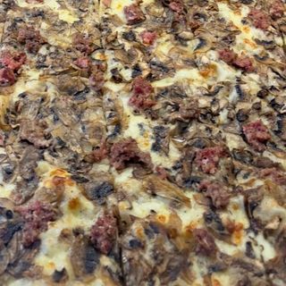 Funghi e Salsiccia pz.