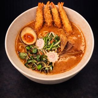 Ebi supu ramen