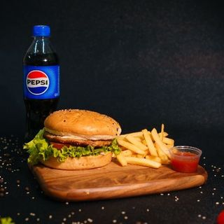 Комбо Бургер с говяжьей котлетой