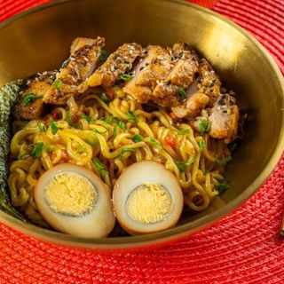 Жареный рамен (350г)