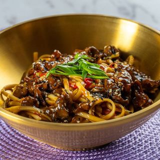 Удон с морепродуктами (350г)