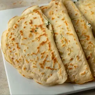 Pita iz tiganja s tikvicama
