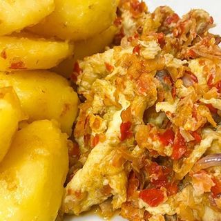boiled/fried irish potatoe and egg sauce