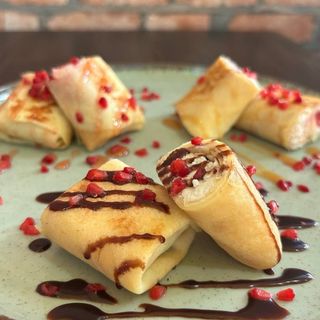 Naleśniki z serem i rodzynkami