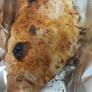 Calzone Basilico