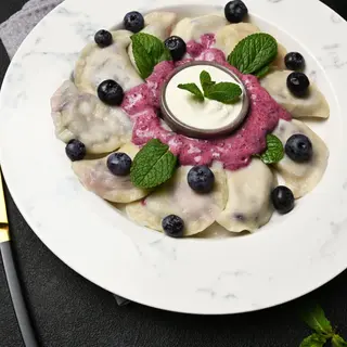 Pierogi z jagodami mrożone 1 szt