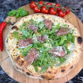 Prosciutto E Rucola