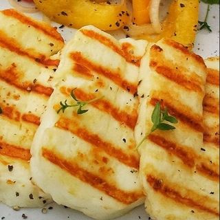 Burger Wege Z Grillowanym Serem Halloumi