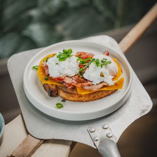 Milu Benedict