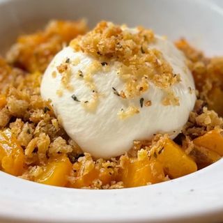 Burrata Ze Śliwkami