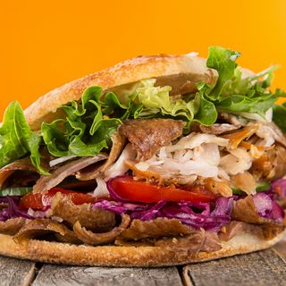 Kebab z serem W Chlebku Naan drobiowy 250g