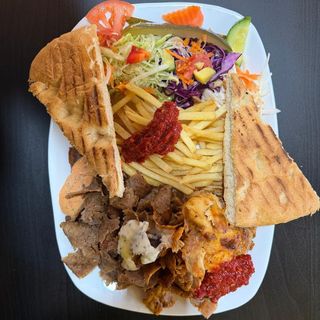 Talerz z kebabem mega