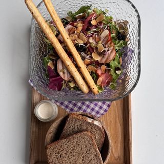 Sałatka Z Grillowanym Kurczakiem