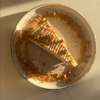 Tarta pekan-słony karmel