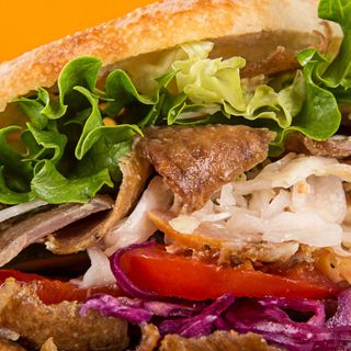 Kebab Holenderski W Bułce